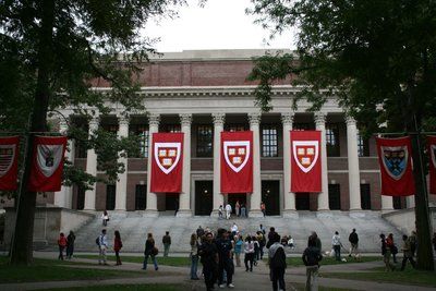 Δωρεά 400 εκατομμυρίων δολαρίων στο πανεπιστήμιο Χάρβαρντ Διεθνή Φοιτητικά Νέα: Δωρεά 400 εκατομμυρίων δολαρίων στο πανεπιστήμιο Χάρβαρντ