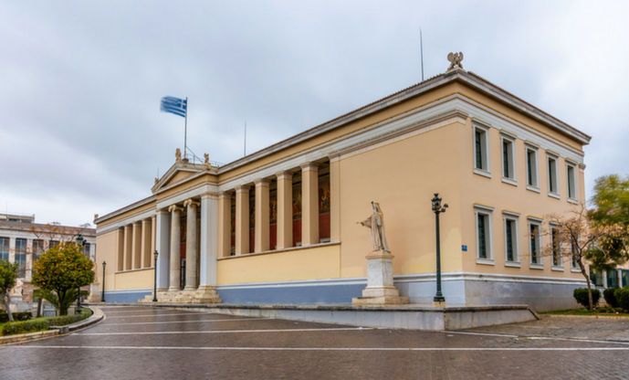  Τα ελληνικά πανεπιστήμια μπορούν να προσελκύσουν 110 χιλιάδες ξένους φοιτητές και 1,8 δισ