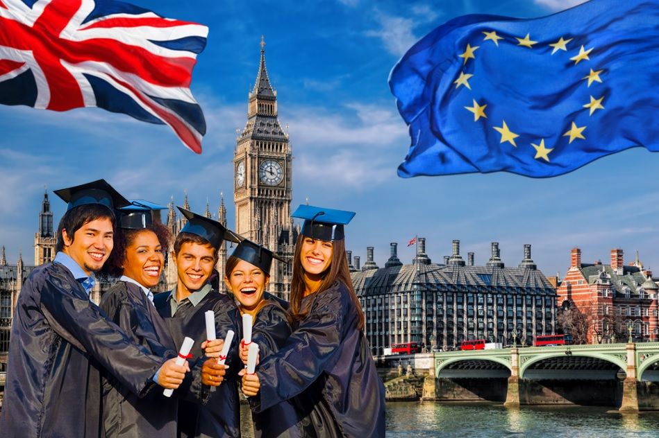  Λιγότερες οι αιτήσεις για σπουδές στη Βρετανία μετά το Brexit