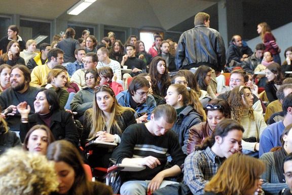 ελληνικά Πανεπιστήμια, ΤΕΙ, κρίσιμη καμπή Τα ελληνικά Πανεπιστήμια και ΤΕΙ στην πιο κρίσιμη καμπή