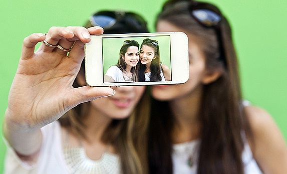  Selfie Φοιτητές: Μαθήματα στο πανεπιστήμιο για... selfies!
